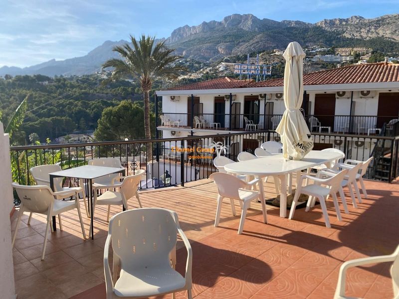 Foto 0f3aa553-c728-4e99-aa4e-902dde8d7c37. Edifici a Mascarat Altea