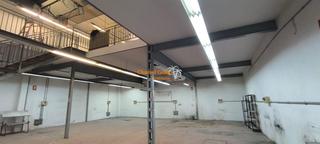 Lloguer Nau industrial a Centro. Se alquila magnifica nave de 600 m2  en poligono industrial de c