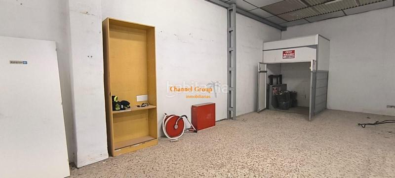 Foto 68f0637c-3c0c-4b0b-a5a7-2fd94cf5887c. Rent industrial building in Centro Elche / Elx