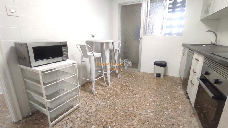 Foto a245f907-de6e-44dd-b000-767078bfc615. Alquiler apartamento se alquila apartamento julio y agosto, junto al mar !!!!!! en Santa Pola