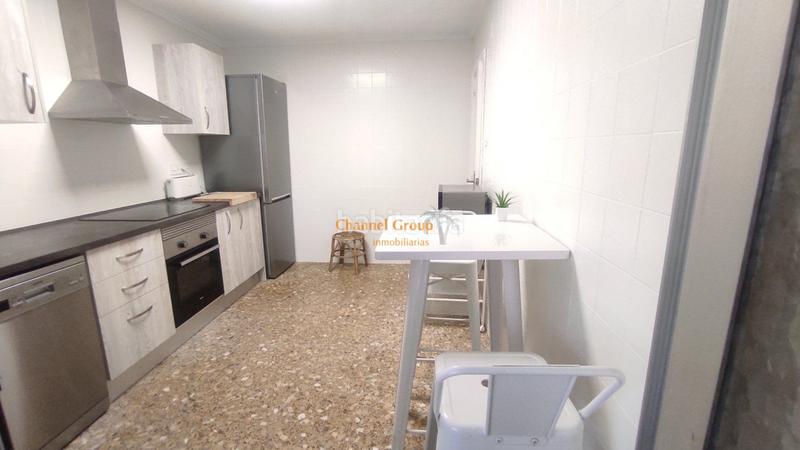 Foto c187389c-26e4-4787-a9ab-856320064b1a. Alquiler apartamento se alquila apartamento julio y agosto, junto al mar !!!!!! en Santa Pola