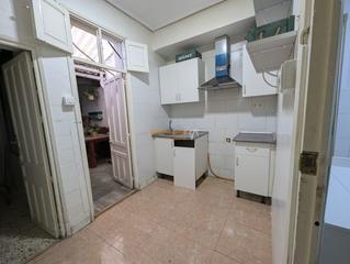 Planta baixa a Centro. Se vende planta baja zona raval