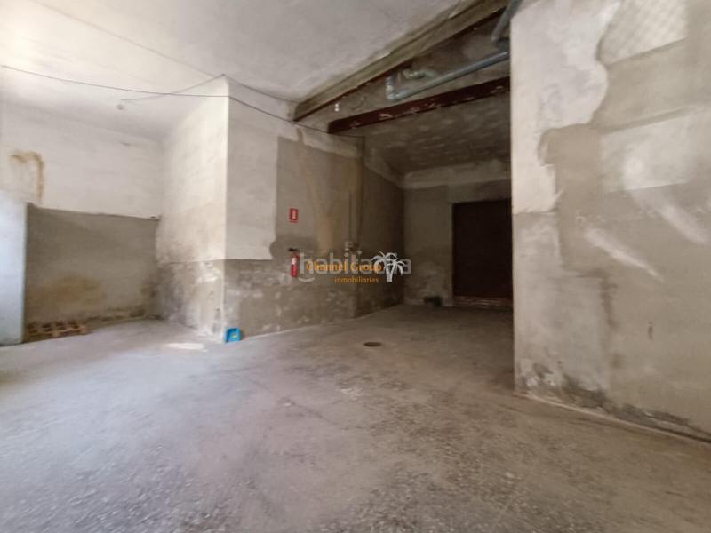 Foto 67792e15-a85d-4fc3-b1d2-f357e9550350. Alquiler local comercial se alquila local con vado! en Elche / Elx