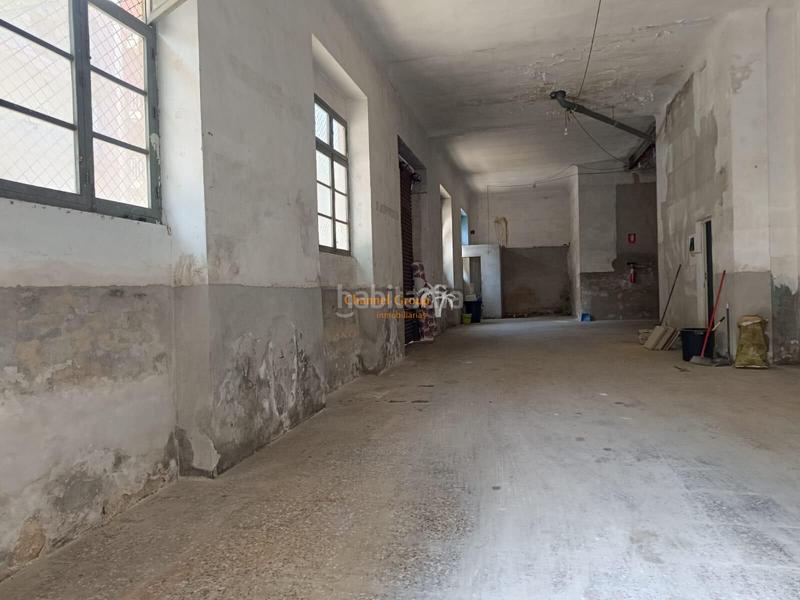 Foto c3e8f15b-2c3a-4e7e-8f86-be8e0be7014b. Location local commercial dans Plaza Crevillente - Antiguos Juzgados - El Asilo Elche / Elx