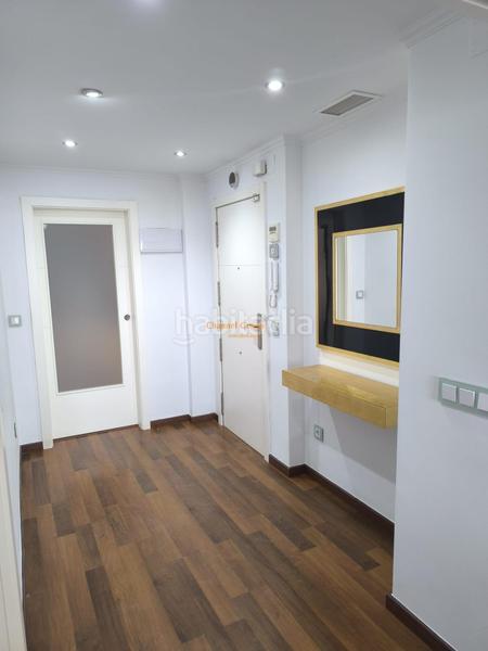 Foto 5413df06-ebaf-499b-9149-3399cfb01466. Location appartement avec parking piscine dans Playa Muchavista Campello (el)