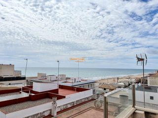 Pis  Calle blasco ibañez. Planta baja en la playa del centro en guardamar del segura
