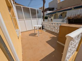 Lloguer Casa a San Fulgencio. Se alquila bungalow planta baja en la urbanizacion la marina