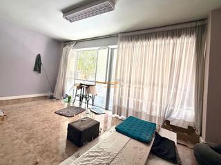 Appartement  Calle pablo iglesias. Piso de 100m2 para reformar en primera planta en el centro de al