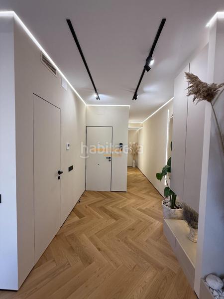 Foto 34fc4a53-3b90-4044-a541-2de305594457. Pis a Barrio del Centro Alicante