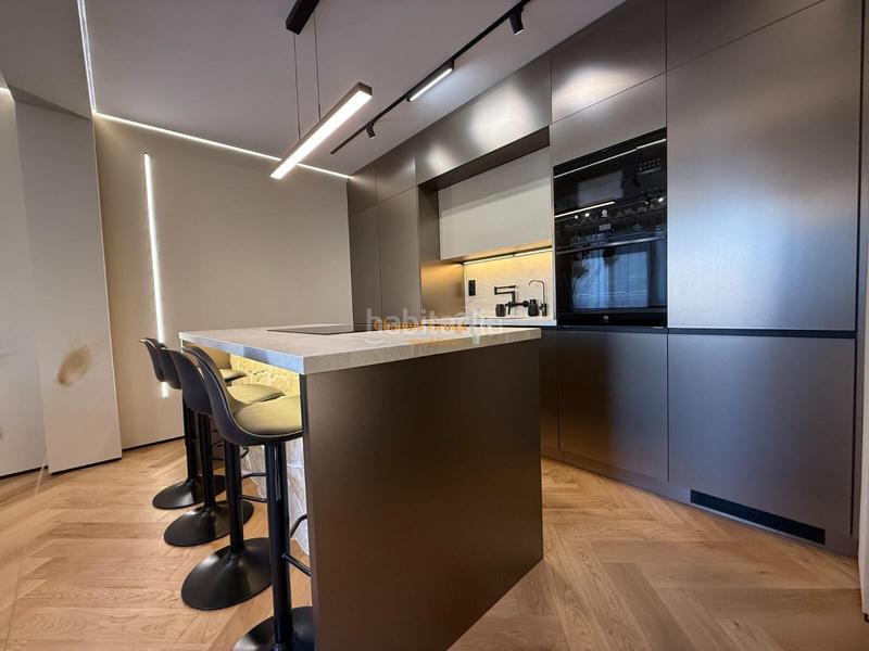 Foto 8905c0d1-ea0a-47e0-be28-3e0a21be2d14. Pis a Barrio del Centro Alicante