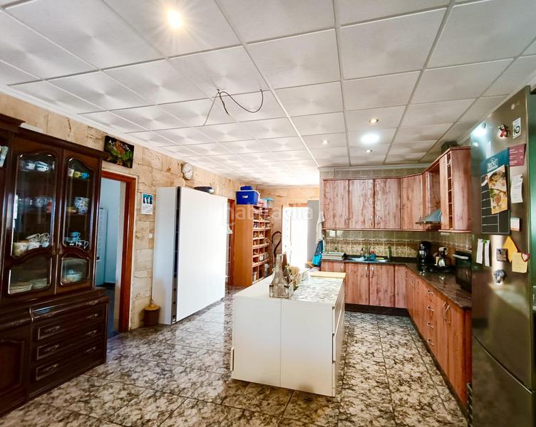 Foto 01e91b47-6d85-406c-bb2e-099f2c005f0f. Masia amb aparcament a Abanilla