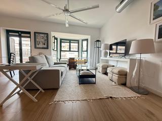 Rent Penthouse in Barrio del Centro. Alquiler ático en el centro de alicante, junto plaza luceros!!