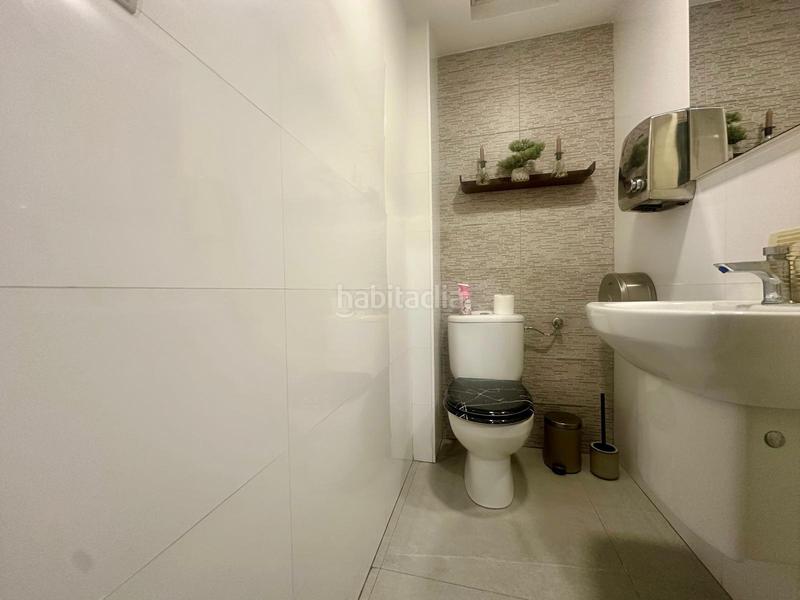 Foto c6981f81-ebd7-4a7d-a24b-35196fb4c8fc. Location local commercial dans Centro San Juan de Alicante