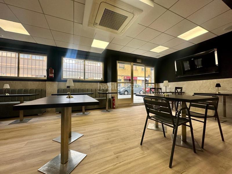 Foto 392043e0-80dc-4d83-b0d2-0717ca6fd62a. Rent business premise in Centro San Juan de Alicante