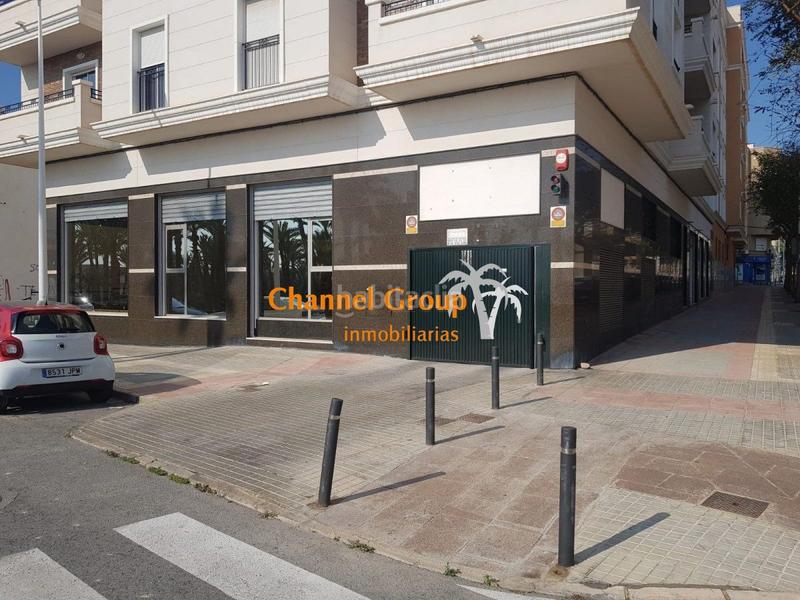 Foto ed5a3c75-8580-4b63-b989-968c95eb40c3. Local comercial se vende o alquila lujoso local en Elche / Elx