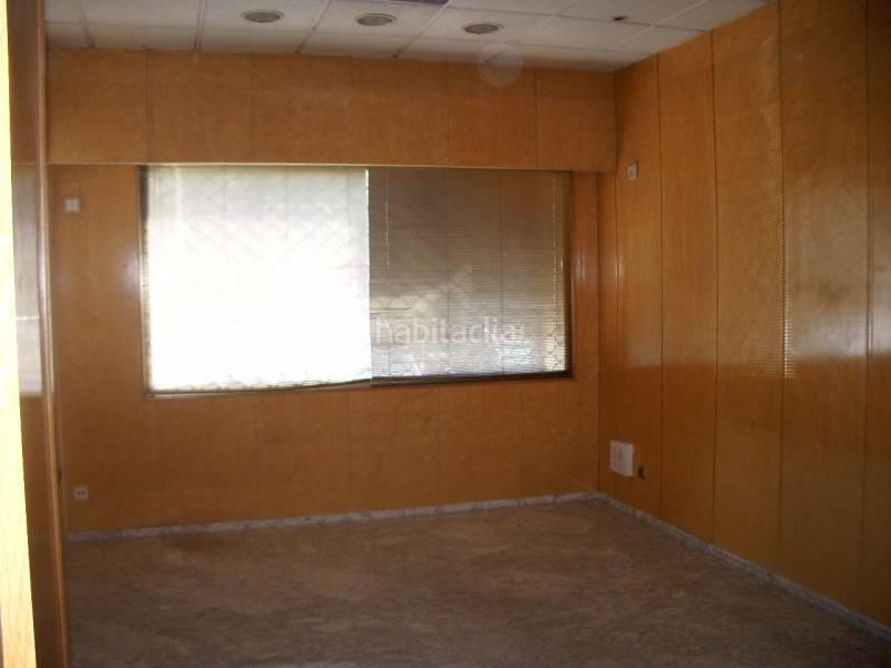 Foto ed1eeb79-12d8-484a-b463-408951312135. Rent business premise in Reina Victoria - Miguel Hernández Elche / Elx