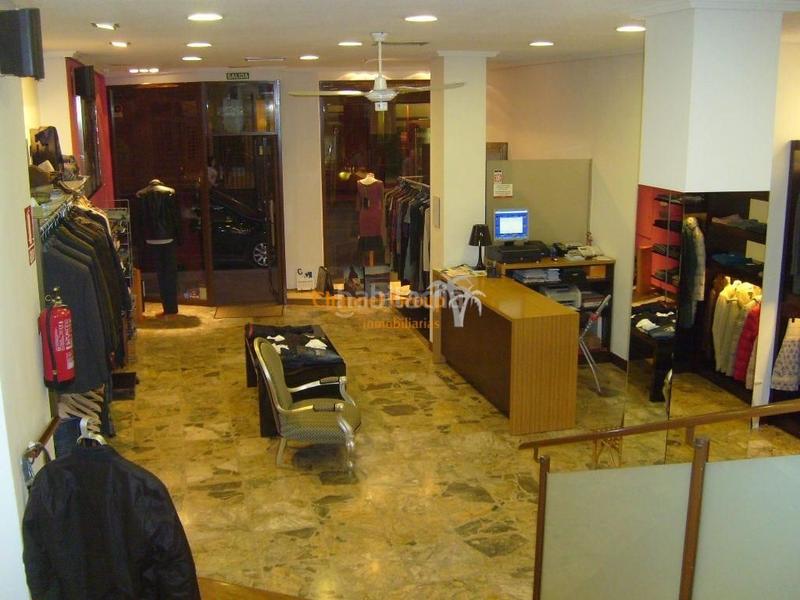 Foto 1eff34d9-bd26-456b-af0f-123b430aa69c. Alquiler local comercial alquiler local Centro puente ortices zona comercial en Elche / Elx