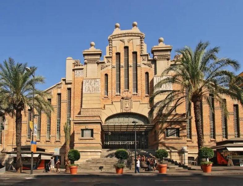 Foto 014e2552-77d9-4ce5-ba96-358495f2a89c. Aparcament cotxe a Mercado Alicante