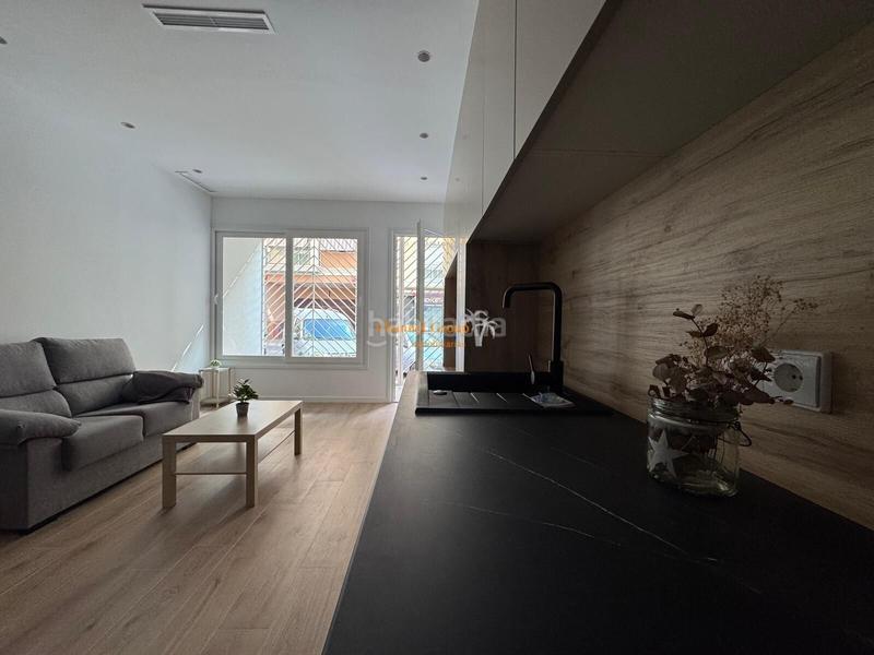 Foto e50297f9-c8db-49b1-825f-a825048b84d8. Location loft dans Plaza Crevillente - Antiguos Juzgados - El Asilo Elche / Elx