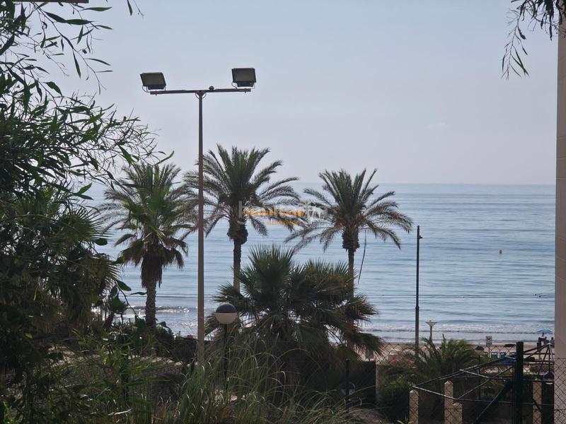 Foto 0d8b23b2-08fe-4bd7-a319-5023127ed758. Apartamento en Playa Muchavista Campello (el)