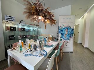 Umzug Geschäftsraum in Plaza Crevillente - Antiguos Juzgados - El Asilo. Se traspasa negocio de estetica en una zona muy comercial de elc