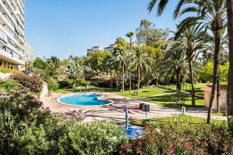 Foto 939cd485-7f90-47c1-a5e8-ddb440c36dc7. Appartement mit heizung parking pool in Campello Pueblo Campello (el)