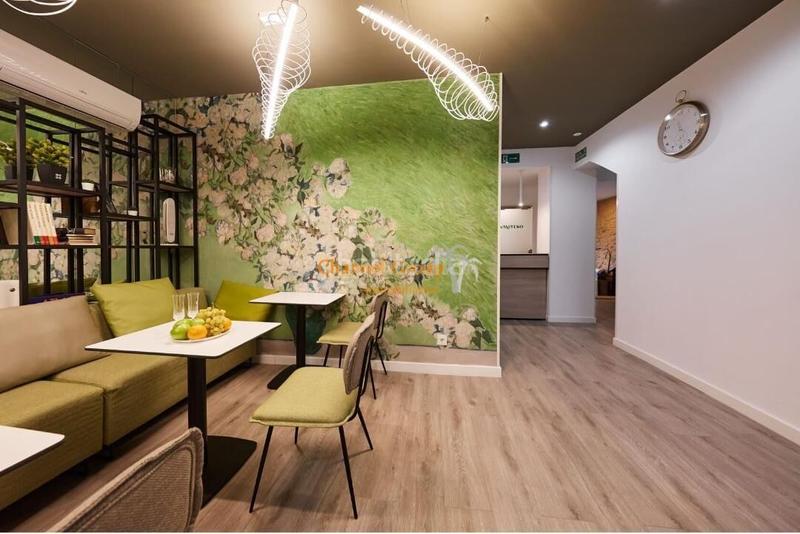 Foto 5afff214-1171-40c9-a280-4f6b7a37b2ad. Édifice dans Benalúa Alicante