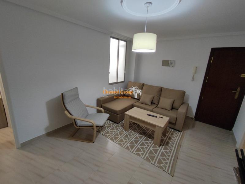 Foto f84ccb18-71a6-45bd-8eb9-21f092fd5c3e. Apartment in Plaza Crevillente - Antiguos Juzgados - El Asilo Elche / Elx