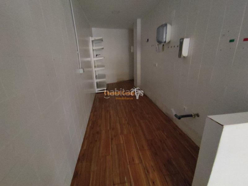 Foto 71f410d3-b1d0-41ac-95b0-6a0643ce92fc. Rent business premise in Centro Elche / Elx