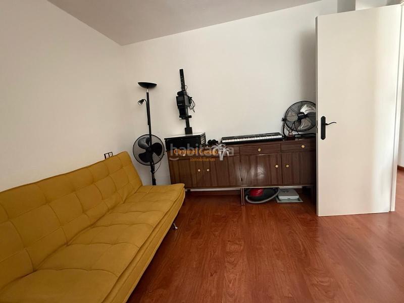 Foto 21da3fd4-9802-4f4d-94bb-5a4d6af528e9. Piccolo appartamento con parcheggio in Vistahermosa Alicante