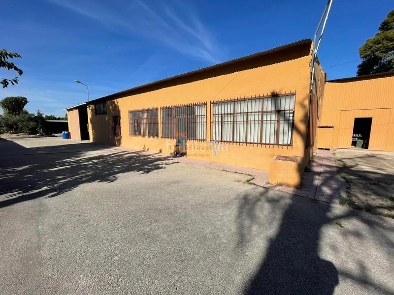 Foto 82284a4a-76e1-4ec8-91a1-91577c3287bf. Rent industrial building in La Algoda - Matola - Llano de San José Elche / Elx