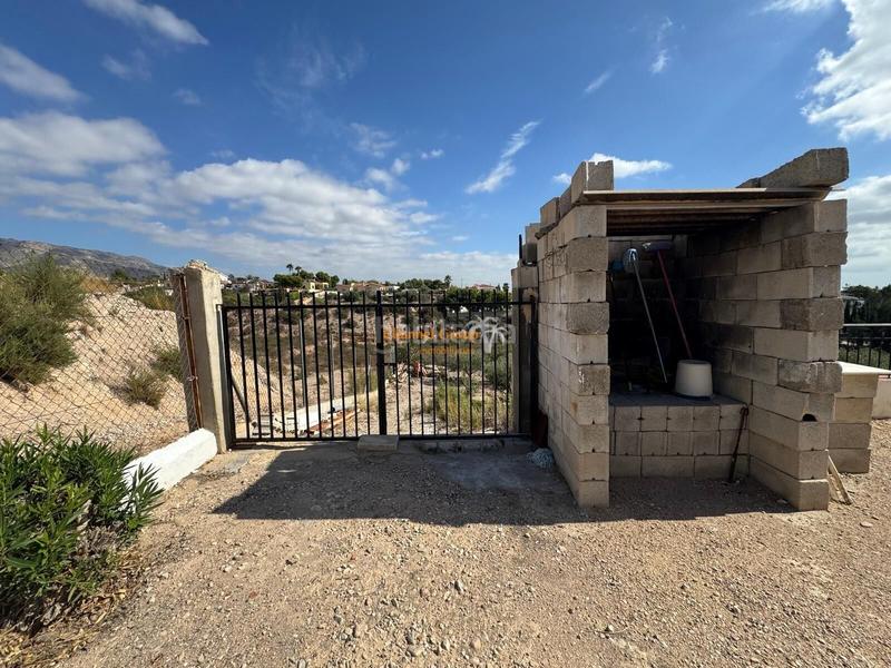 Foto 33cdd4fc-8aa9-45f5-8fbe-2a4f4ae524e3. Chalet se vende casa de campo zona trasvase !!!! en Albatera