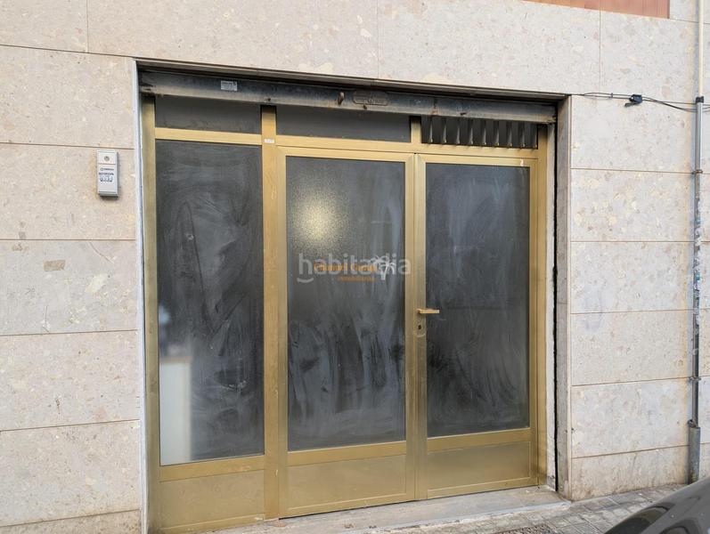 Foto f308388a-0dc7-439e-84c5-f451a29d2ad4. Alquiler local comercial se alquila local comercial zon cruz roja en Elche / Elx