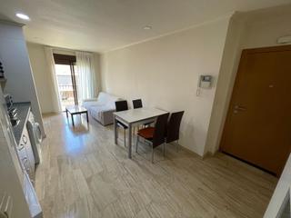 Etagenwohnung in Plaza Crevillente - Antiguos Juzgados - El Asilo