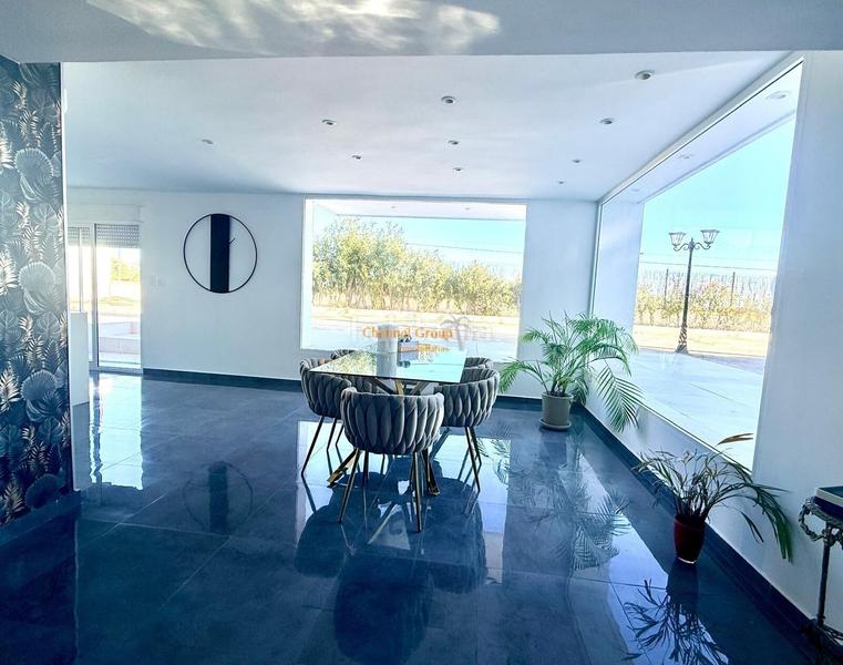 Foto 636516c9-c5c2-4e6f-afff-07c97967b7bf. Chalet avec parking piscine dans Santa Faz Alicante