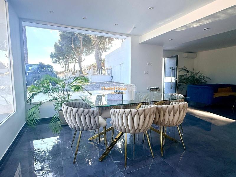 Foto 72da7853-d22f-42c5-be1a-955fc8b2f5ed. Chalet avec parking piscine dans Santa Faz Alicante