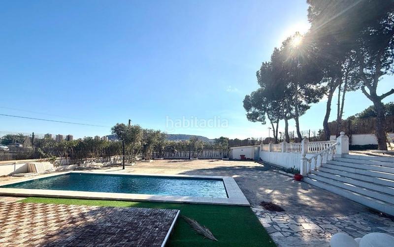 Foto 823e7b85-105a-4c55-87e9-5423f452707a. Chalet avec parking piscine dans Santa Faz Alicante