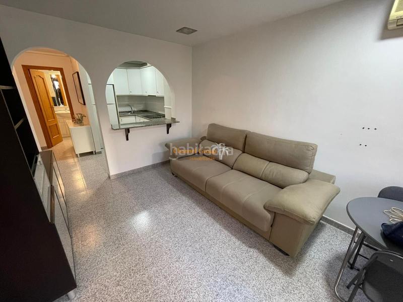 Foto 3f3d99f2-594b-47b1-b04f-68c88143e318. Alquiler piso se alquila estudio con ascensor zona Centro en Elche / Elx