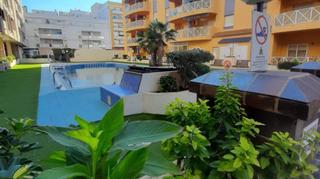 Appartement à Parque de las Naciones. Coqueto apartamento de 3 dormitorios en torrevieja alicante.