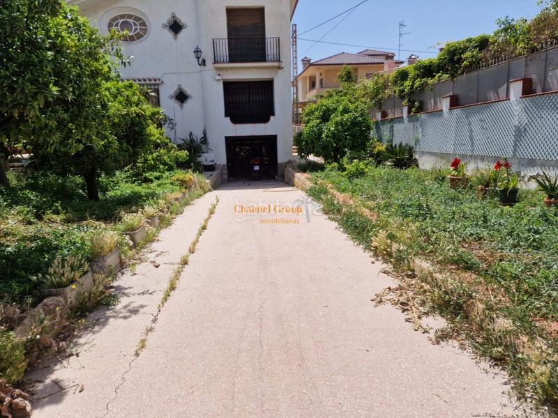 Foto f8251bc8-bc4d-4945-bbb8-0f26733afa8a. Xalet amb piscina a Ciutat Jardí - Torreta Verdí Elche / Elx