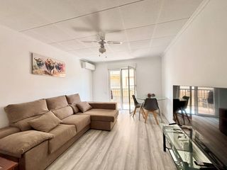 Rent Flat  Calle calle del doctor luis rivera. Encantador piso reformado en guardamar del segura, zona centro