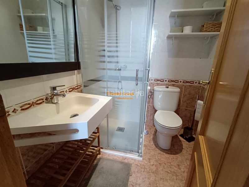 Foto 70af9cc1-93b6-44b9-b676-8dee6cf3af44. Casa amb calefacció aparcament a El Travaló - Martínez Valero Elche / Elx