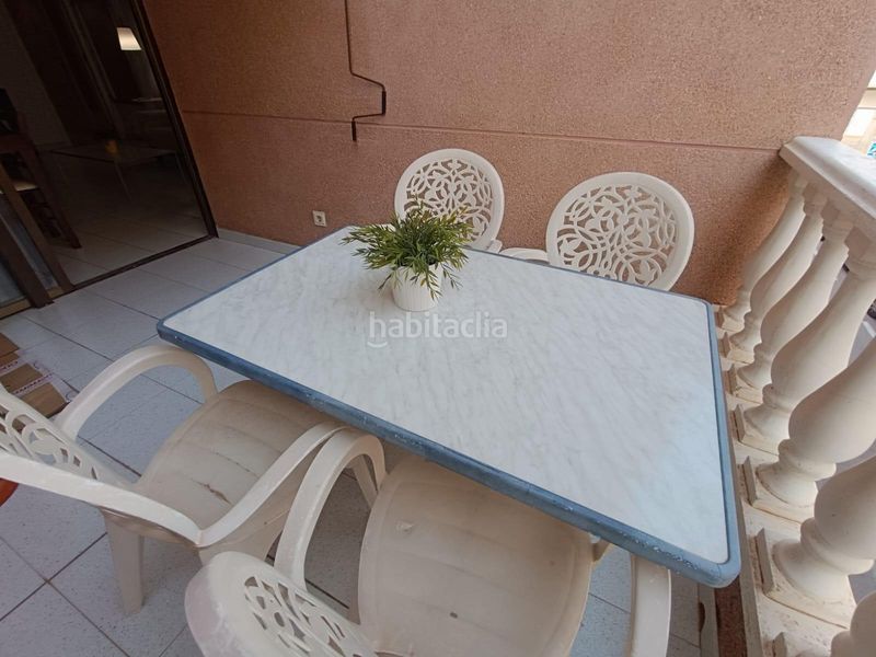 Foto b9d97cee-cd16-4615-9bae-061d1902c45f. Pis a Centro Santa Pola