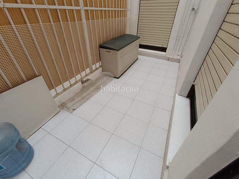 Foto c8f1a9d1-74fb-49d1-87b8-a05dfddf1971. Pis a Centro Santa Pola