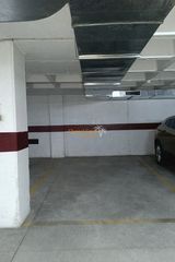 Aparcament cotxe a Plaza Crevillente - Antiguos Juzgados - El Asilo