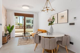 Haus in Los Balcones-Los Altos. Exclusivo bungalow con solárium privado, orientación sur y pisci
