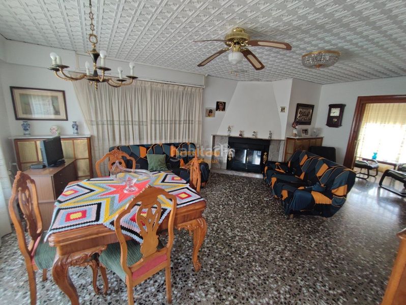 Foto 989bd1d8-e35c-4337-8821-c5ee92376896. Masia a Benasau
