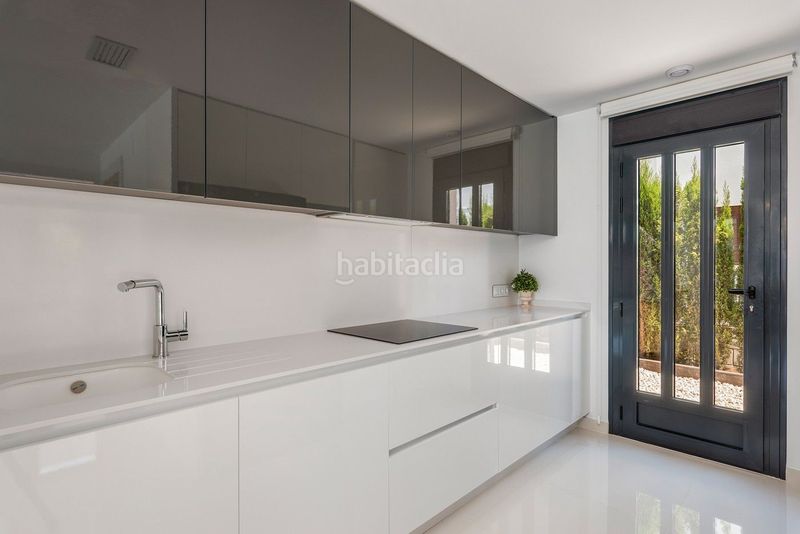 Foto a2b65659-c615-46b1-875c-a1385715de3c. Chalet en Playa Honda San Bartolomé
