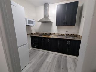 Lloguer Pis a Centro. Oportunidad! se alquila piso completo o por habitaciones, prefer