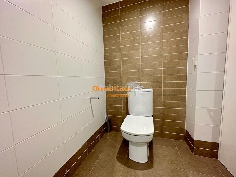 Foto 960b5997-3d24-4f34-9ff0-cdd9dbb28016. Miete büro mit heizung in Centro Elche / Elx